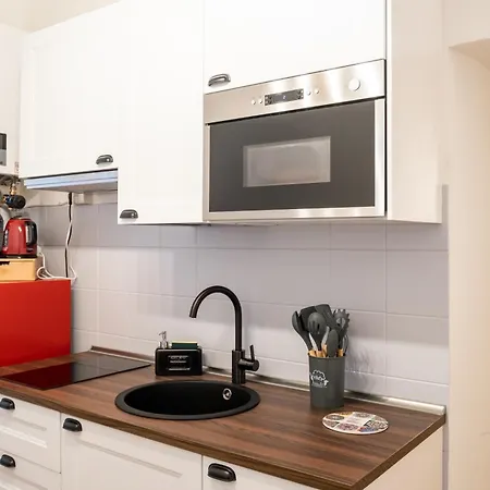 Domus Traiana * רומא